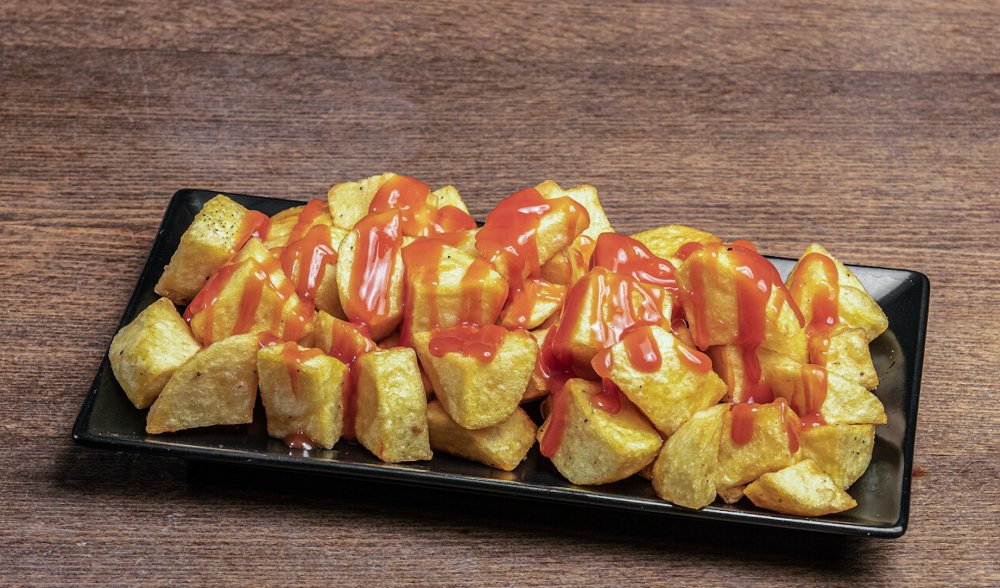 Bravas